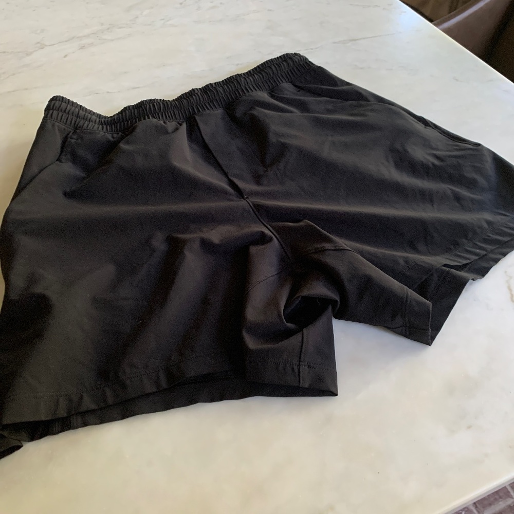 Mens Lululemon shorts S EUC